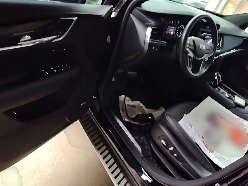 Cadillac XT5 2021 — фото 12