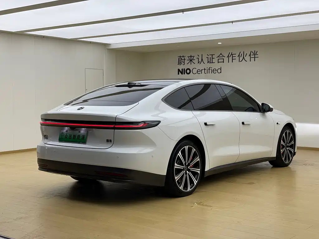 NIO ET7 2024
