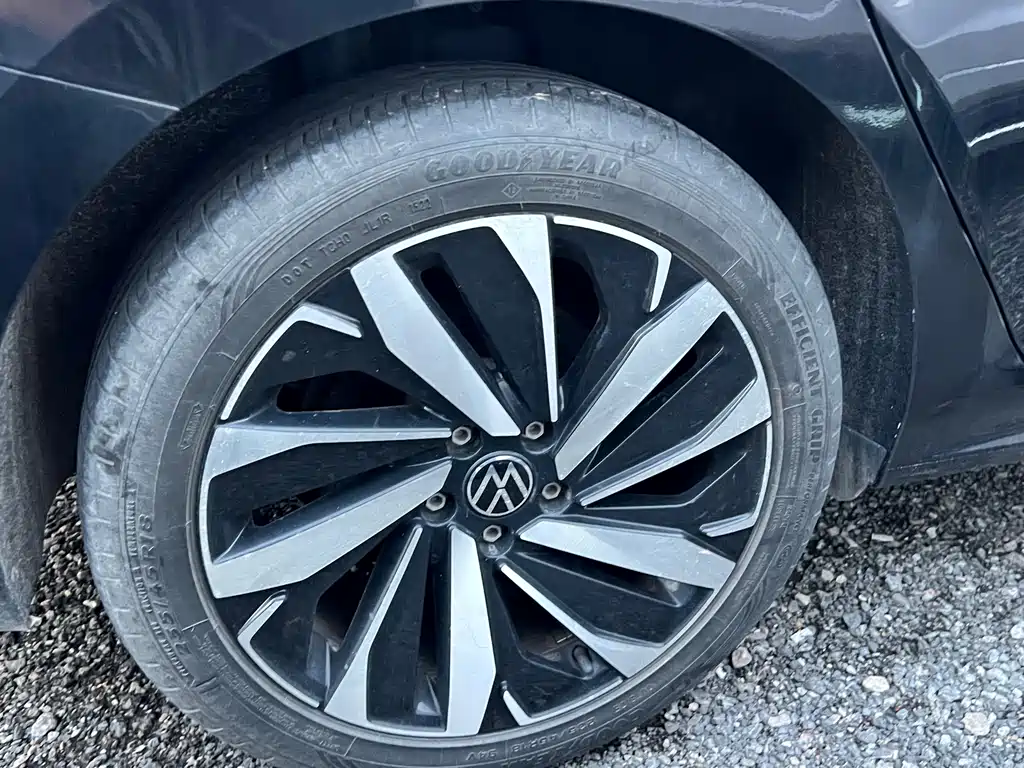 Volkswagen Passat 2022 — фото 17