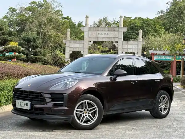 Porsche Macan 2020