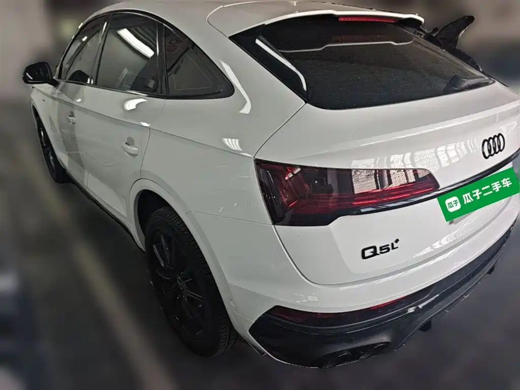Audi Q5L Sportback 2022 — фото 9