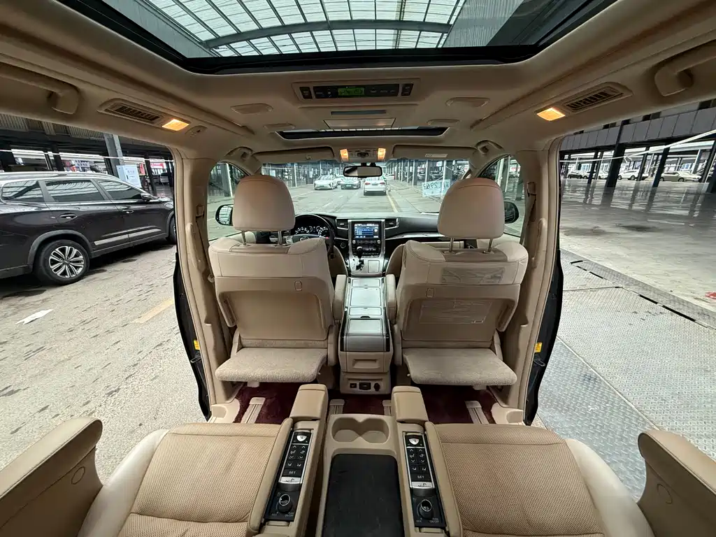 Toyota Alphard 2014 — фото 19