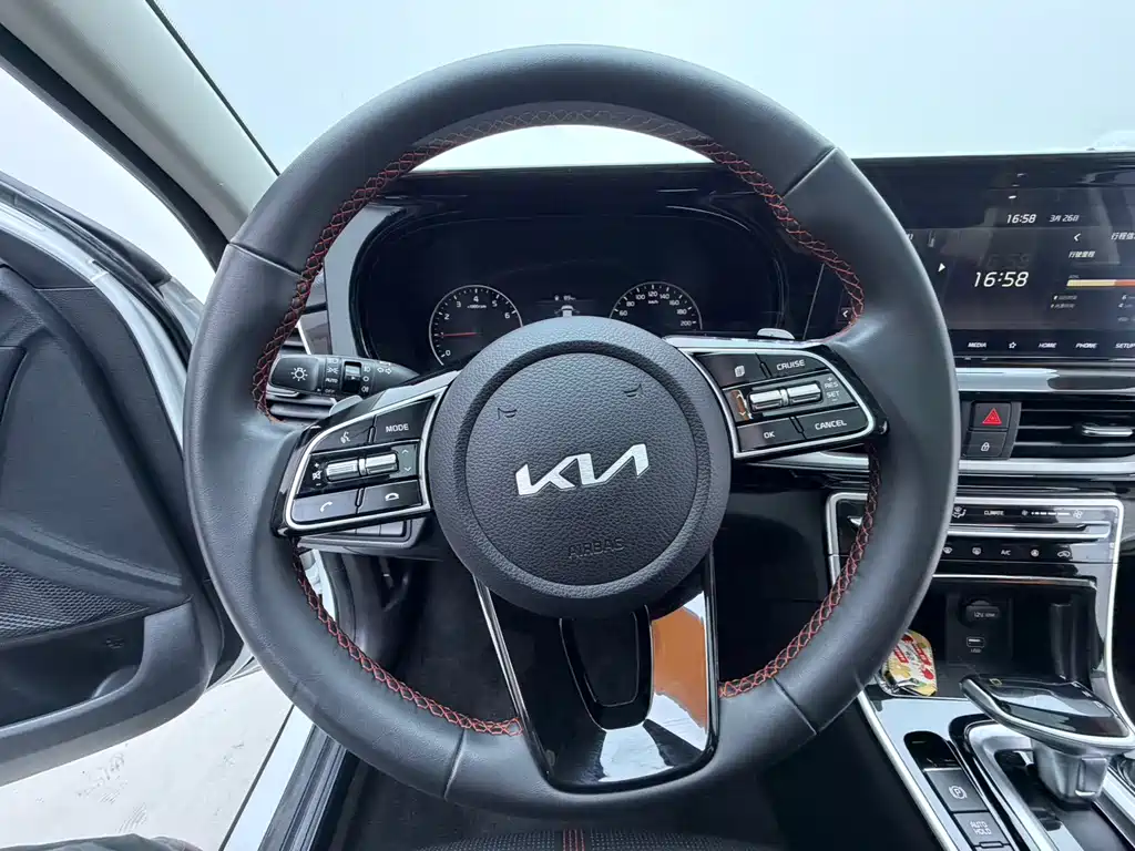 Kia KX3 2023 — фото 7