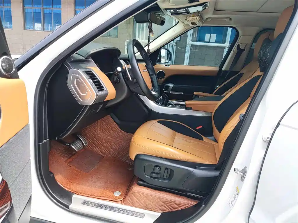 Land Rover Sport 2019