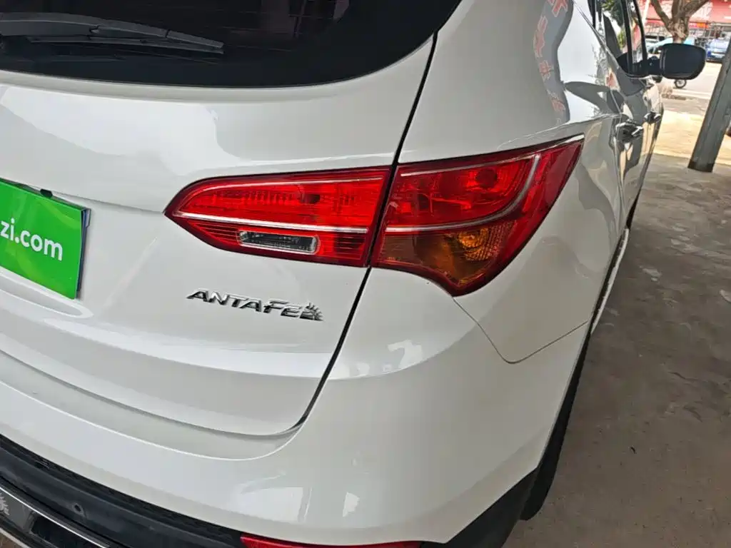 Hyundai Santa Fe 2016 — фото 8