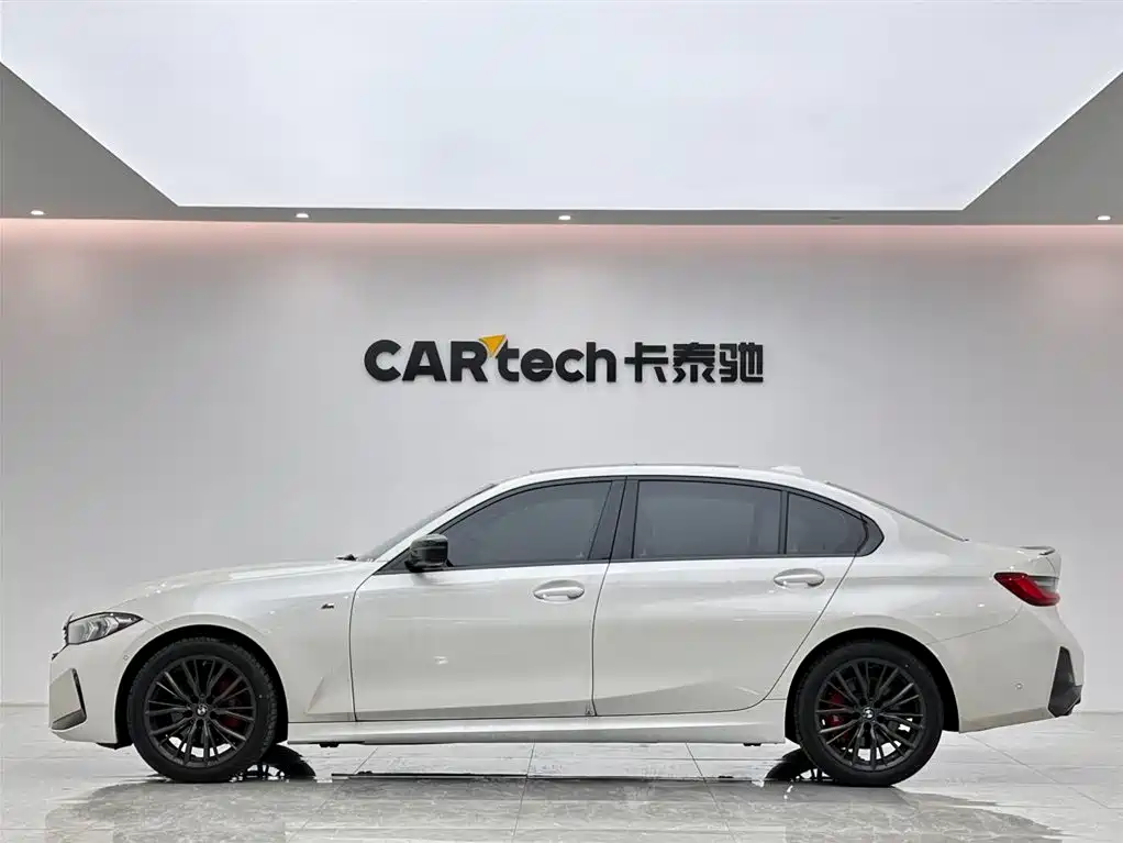 BMW 3 Series 2024