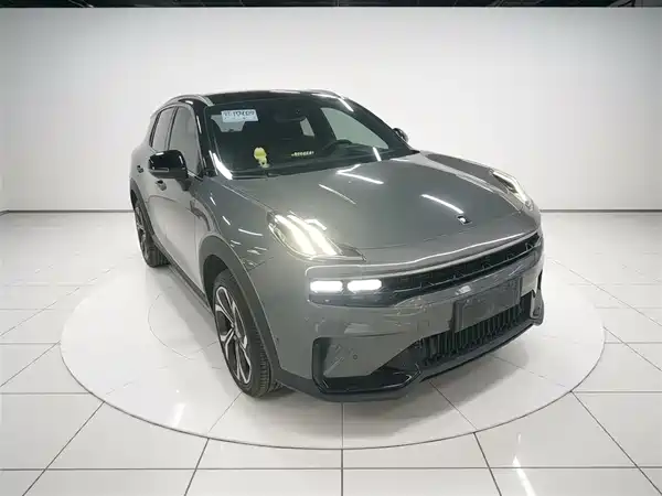 Lynk & Co 06 2023