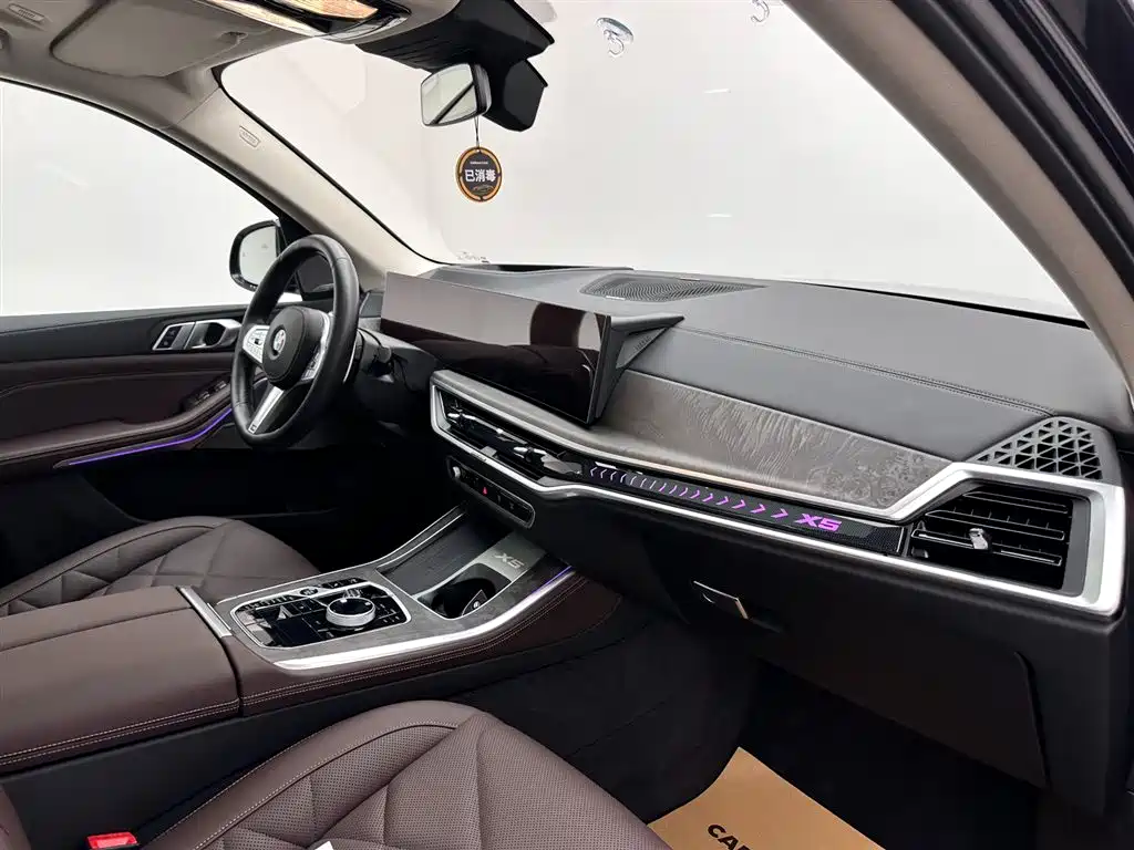 BMW X5 2023 — фото 11