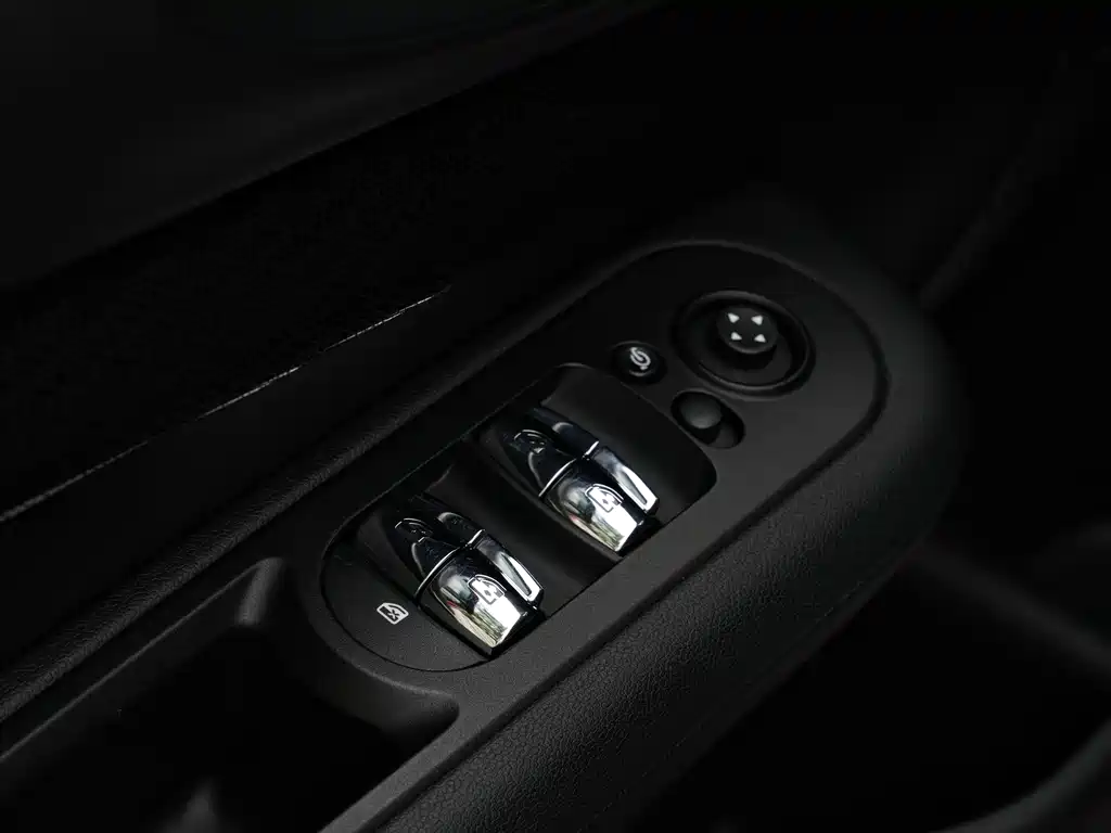 MINI Clubman 2020 — фото 24