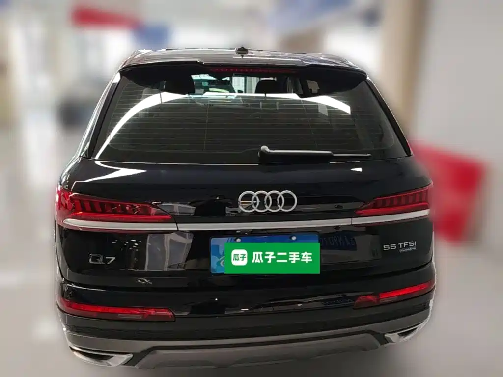 Audi Q7 2021 — фото 10