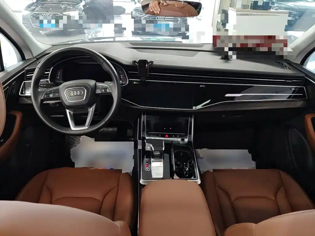 Audi Q7 2021 — фото 16
