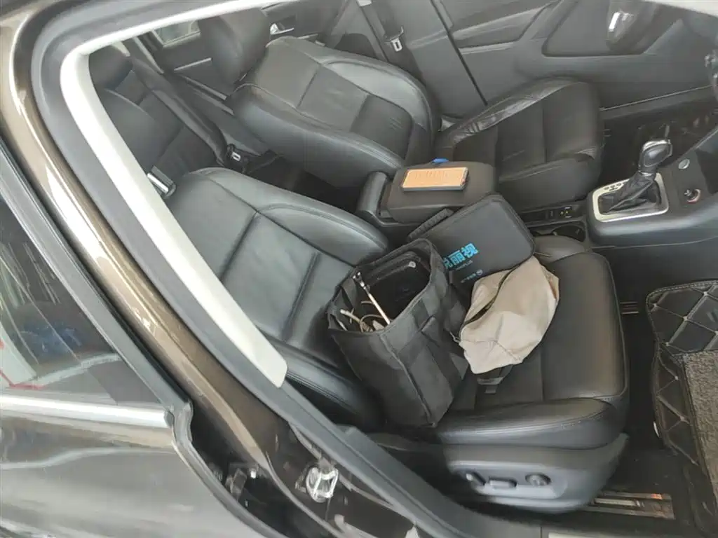 Volkswagen Tiguan 2015 — фото 25