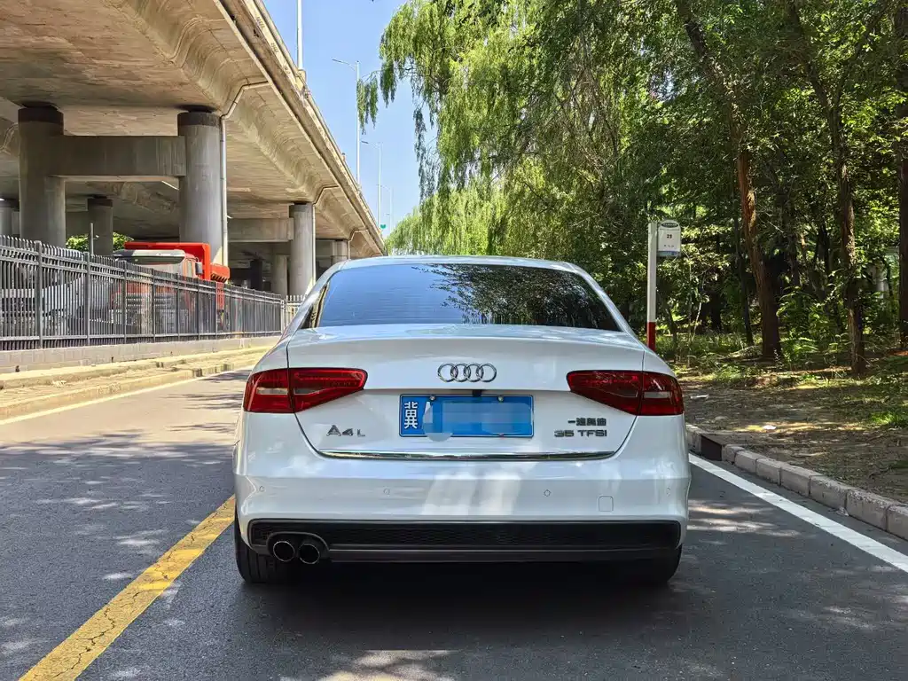 Audi A4L 2016 — фото 9
