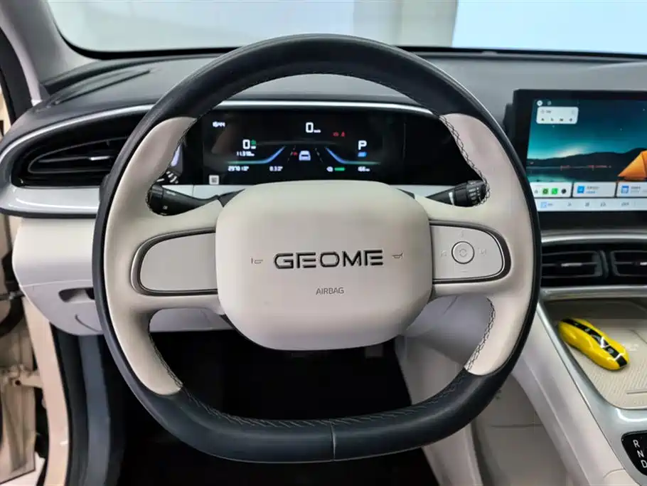 Geely Galaxy Starwish 2025 — фото 15