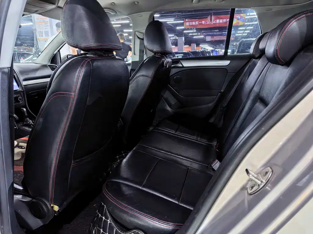 Volkswagen Golf 2013