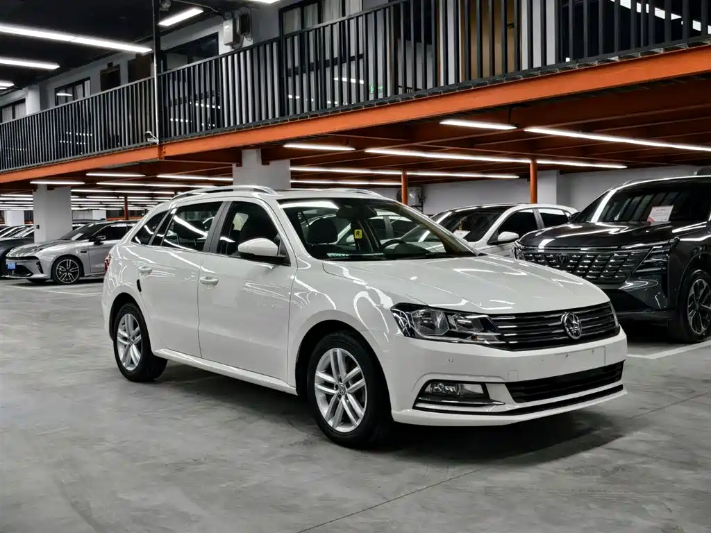 Volkswagen Gran Lavida 2018