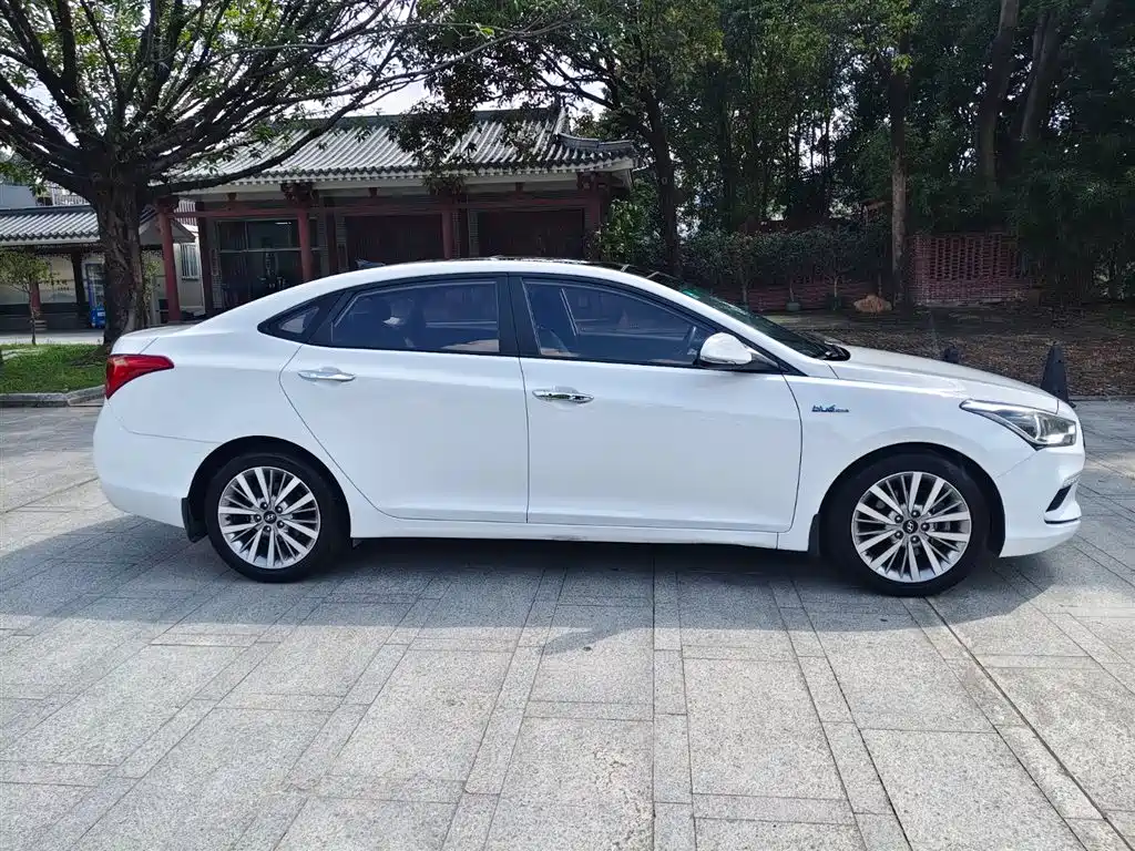 Hyundai Mistra 2017 — фото 4