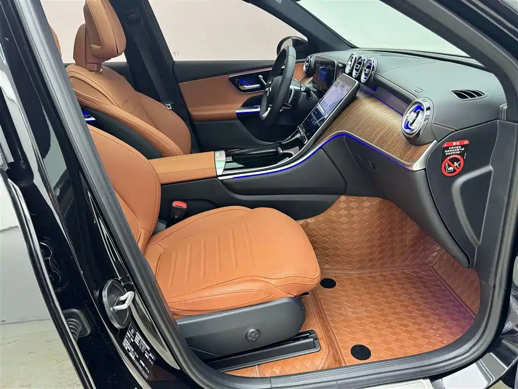 Mercedes-Benz GLC 2023 — фото 8