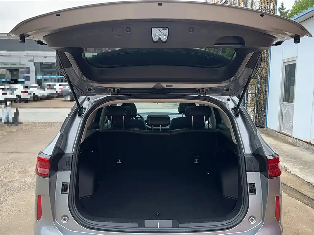 Haval H6 2023 — фото 16