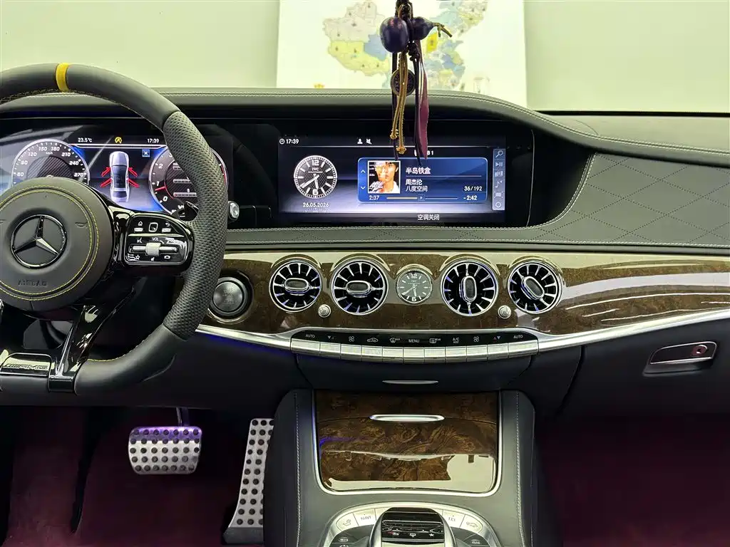 Mercedes-Benz S-Class AMG 2018 — фото 12
