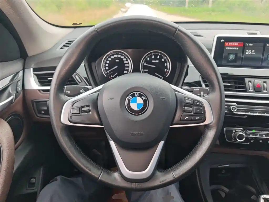 BMW X1 2020 — фото 11