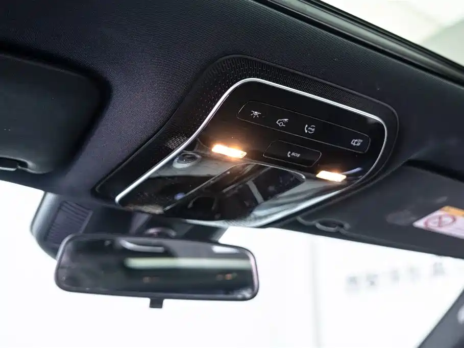 Mercedes-Benz C-Class 2022 — фото 19