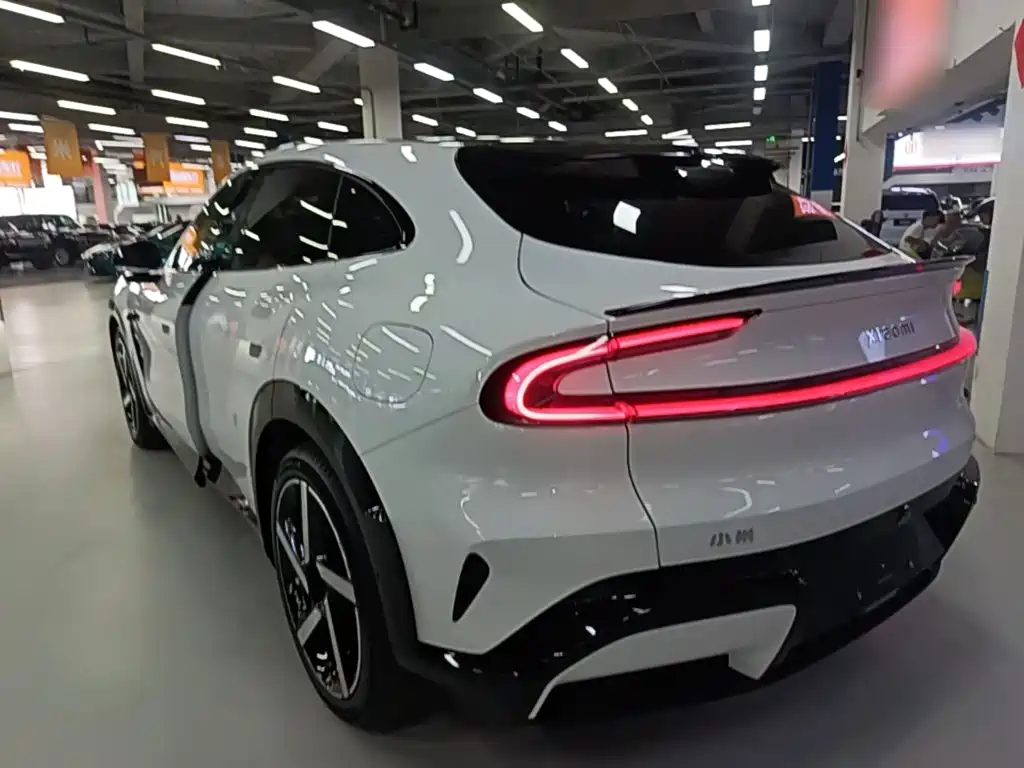 Xiaomi YU7 2025