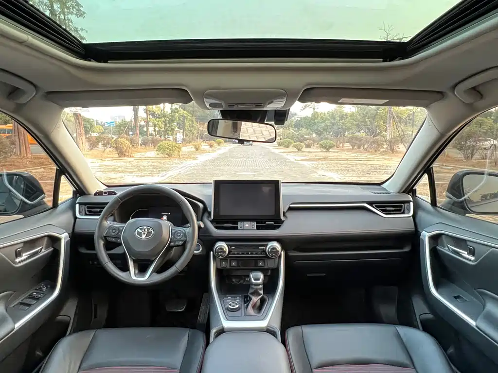Toyota RAV4 Prime 2022 — фото 12