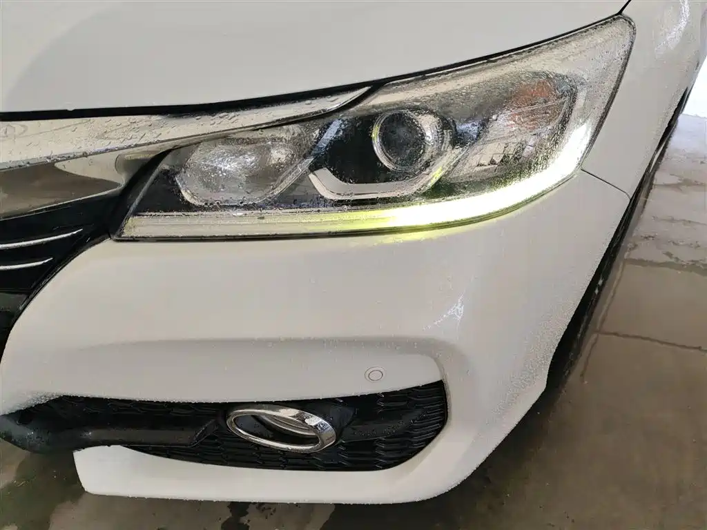 Honda Accord 2017 — фото 24