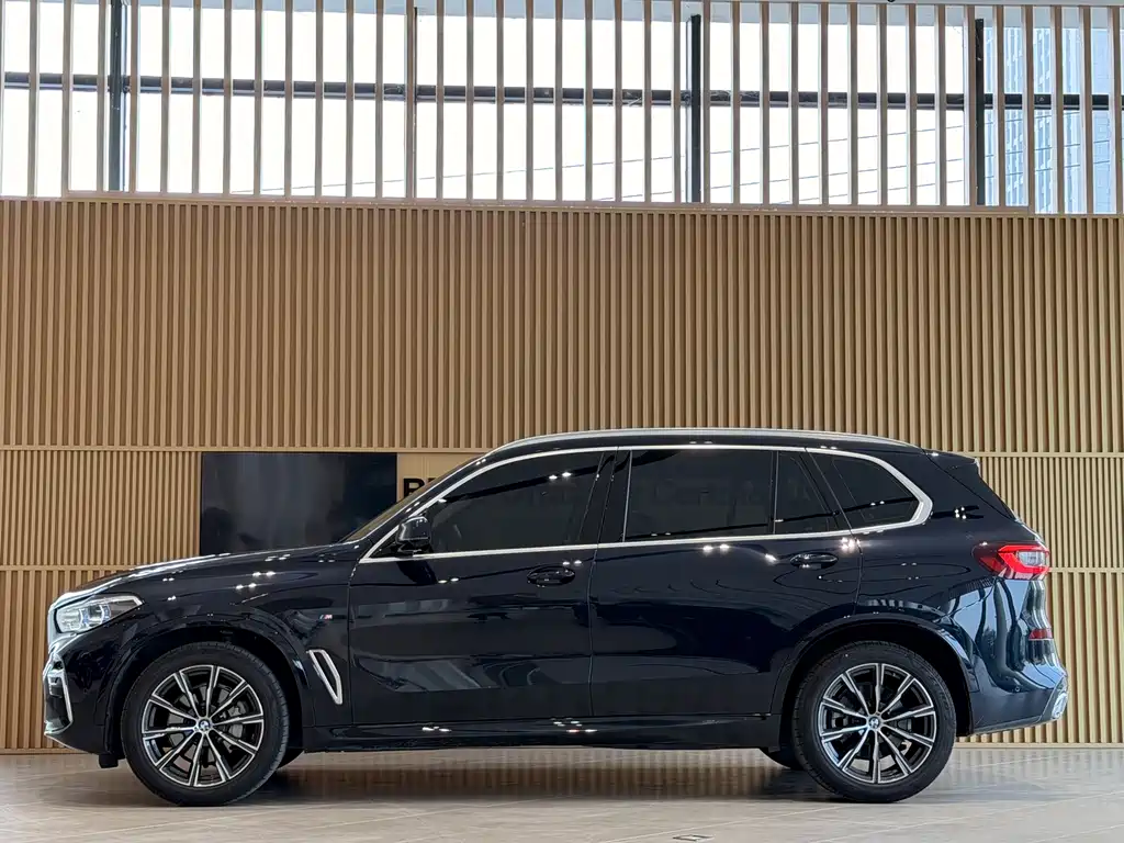 BMW X5 2023 — фото 2