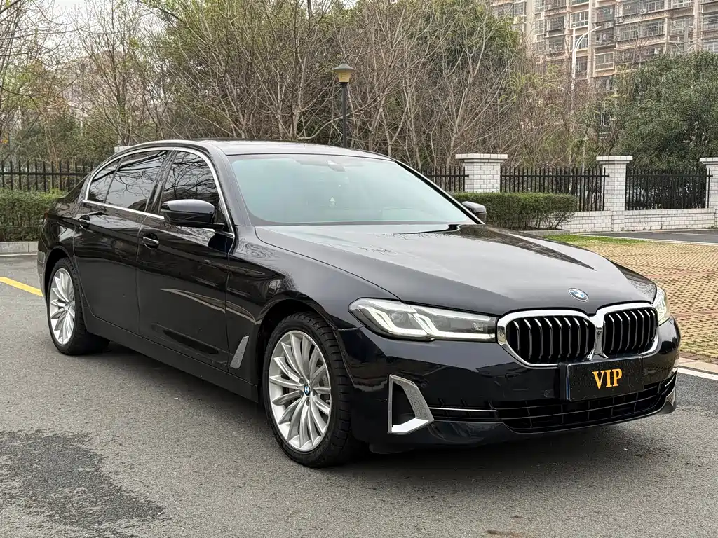 BMW 5 Series 2023