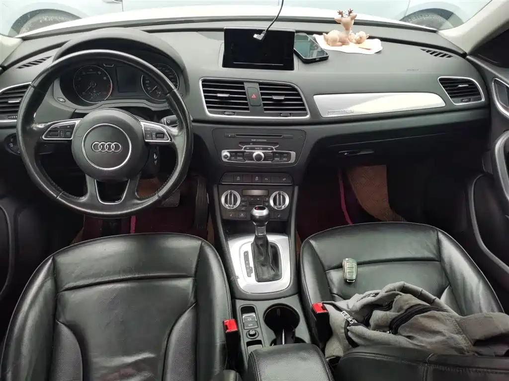 Audi Q3 2015 — фото 6