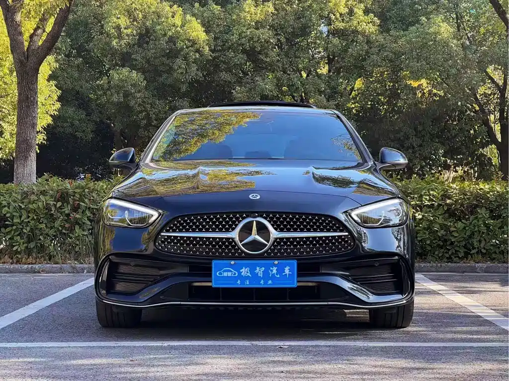 Mercedes-Benz C-Class 2022