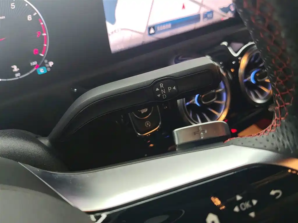 Mercedes-Benz A-Class 2023 — фото 14