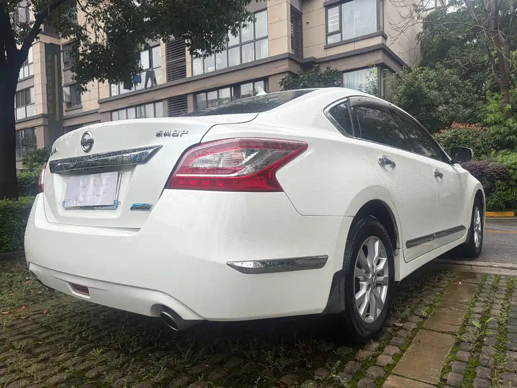 Nissan Teana 2015