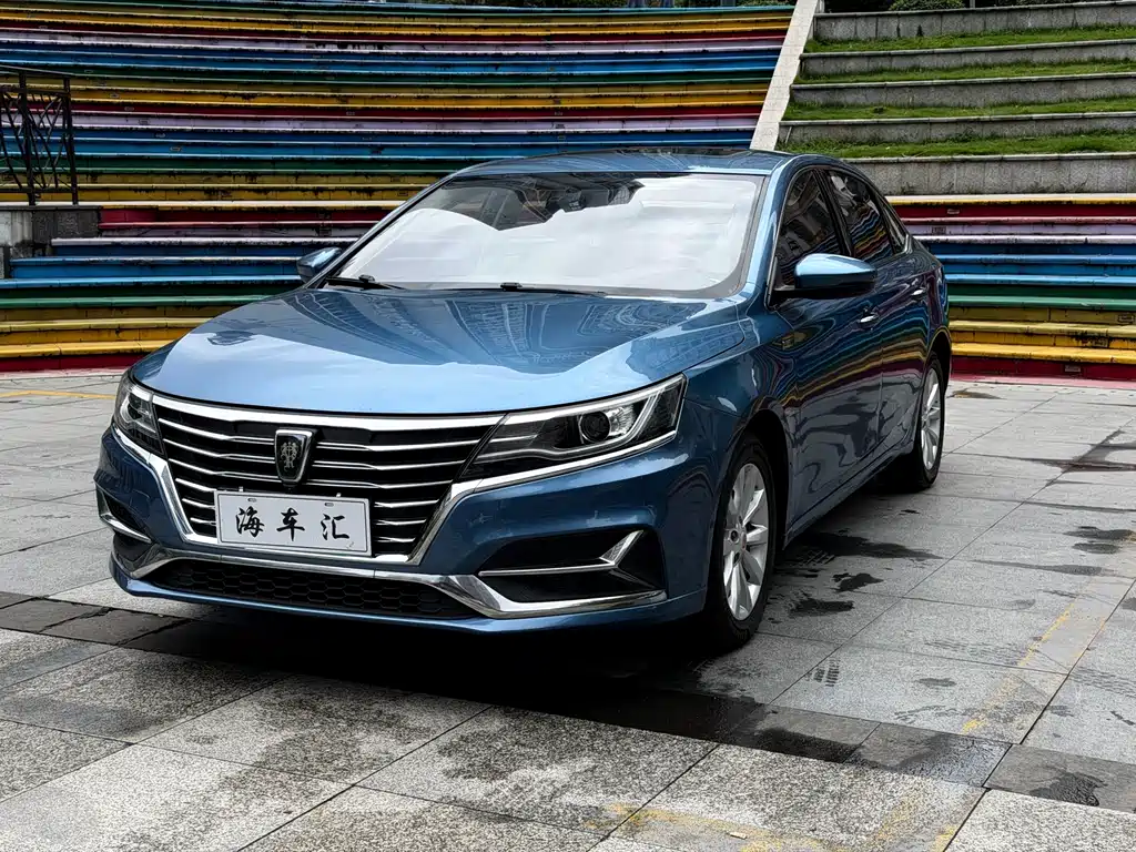Roewe i6 New Energy 2018 — фото 1