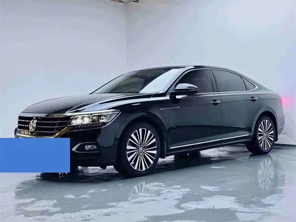 Volkswagen Passat 2019 — фото 1