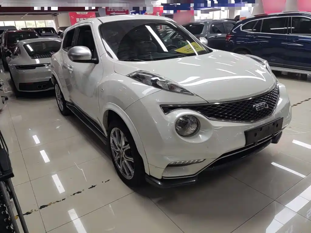 Infiniti ESQ 2017