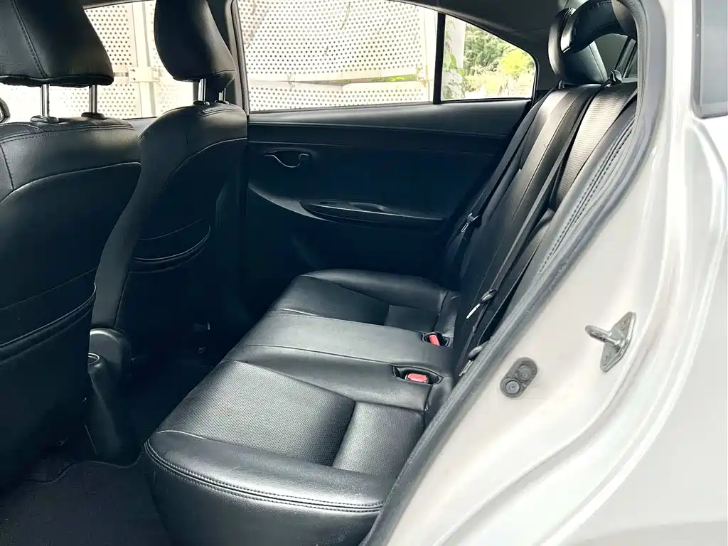 Toyota Vios 2015 — фото 5