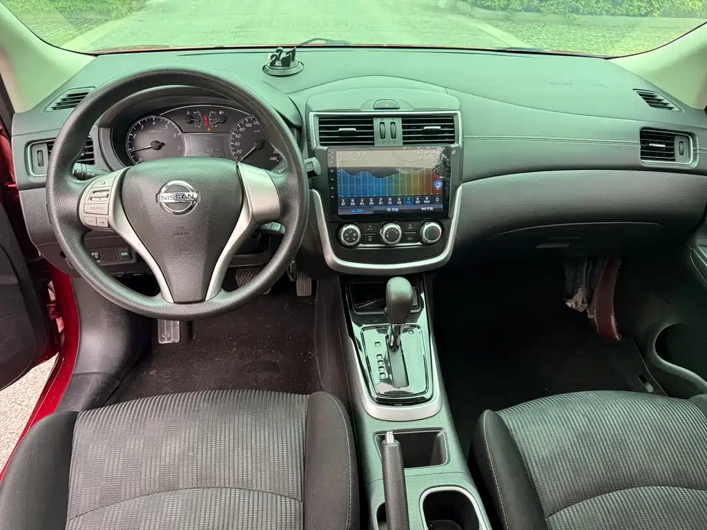 Nissan Tiida 2017