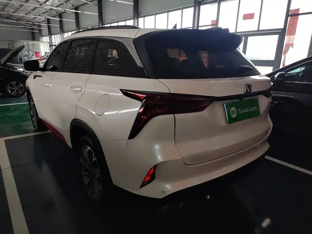 Changan CS75 PLUS 2022 — фото 23