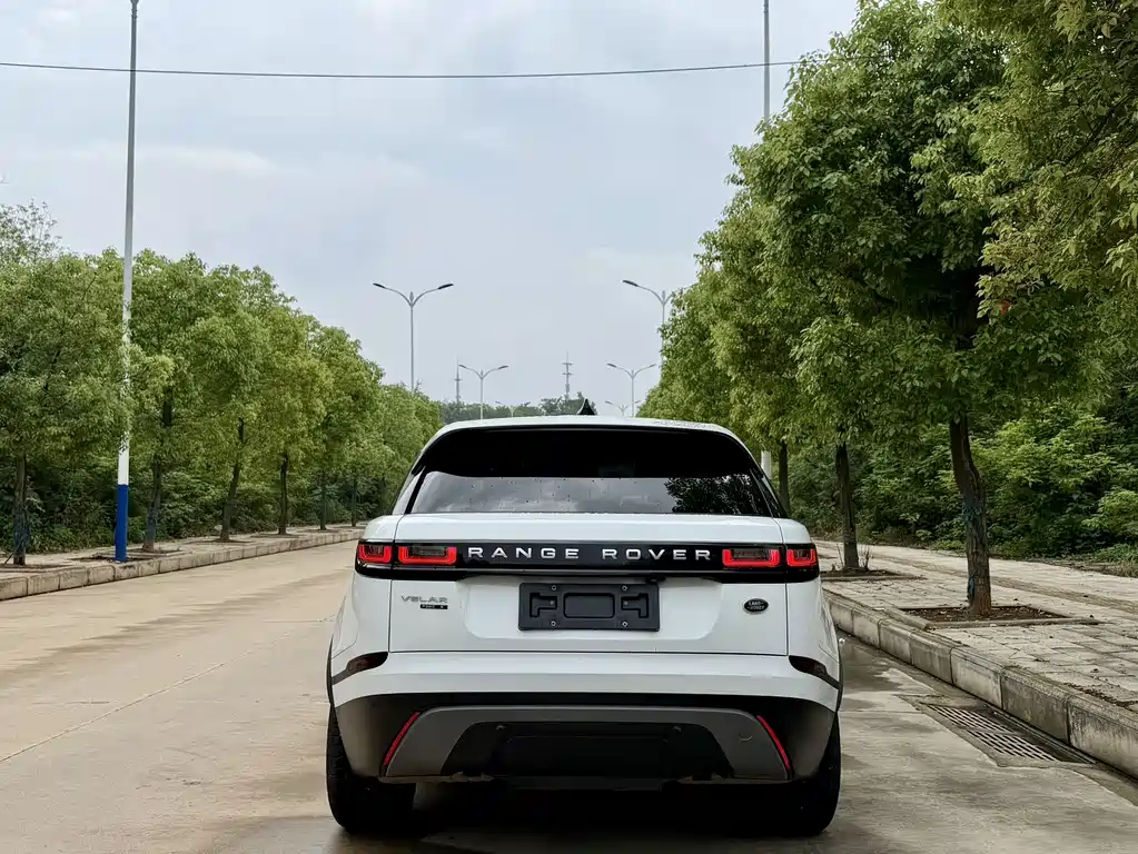 Land Rover Velar 2019 — фото 7