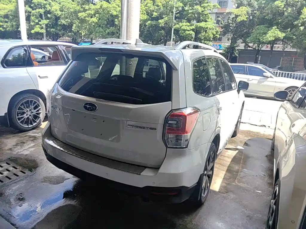 Subaru Forester 2016
