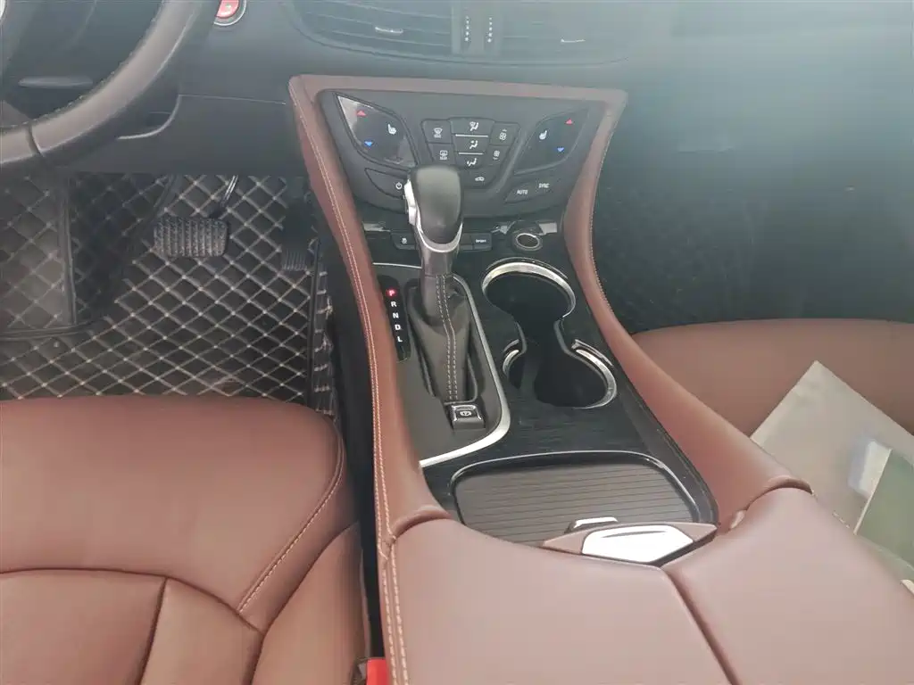 Buick Envision Plus 2019 — фото 14