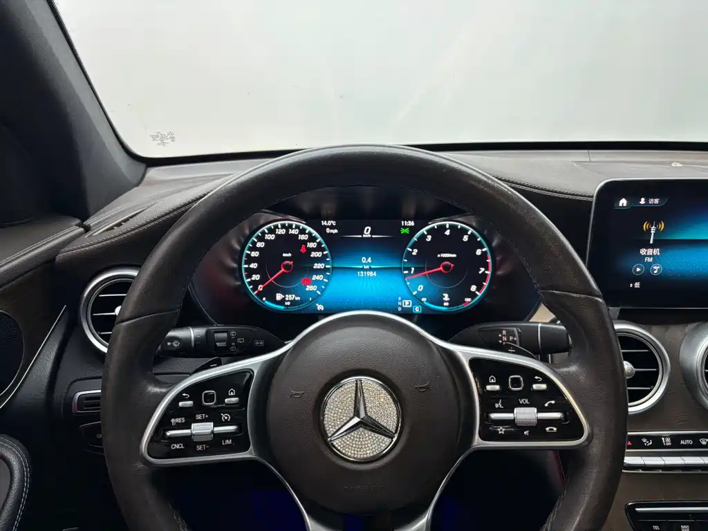 Mercedes-Benz GLC 2020 — фото 15