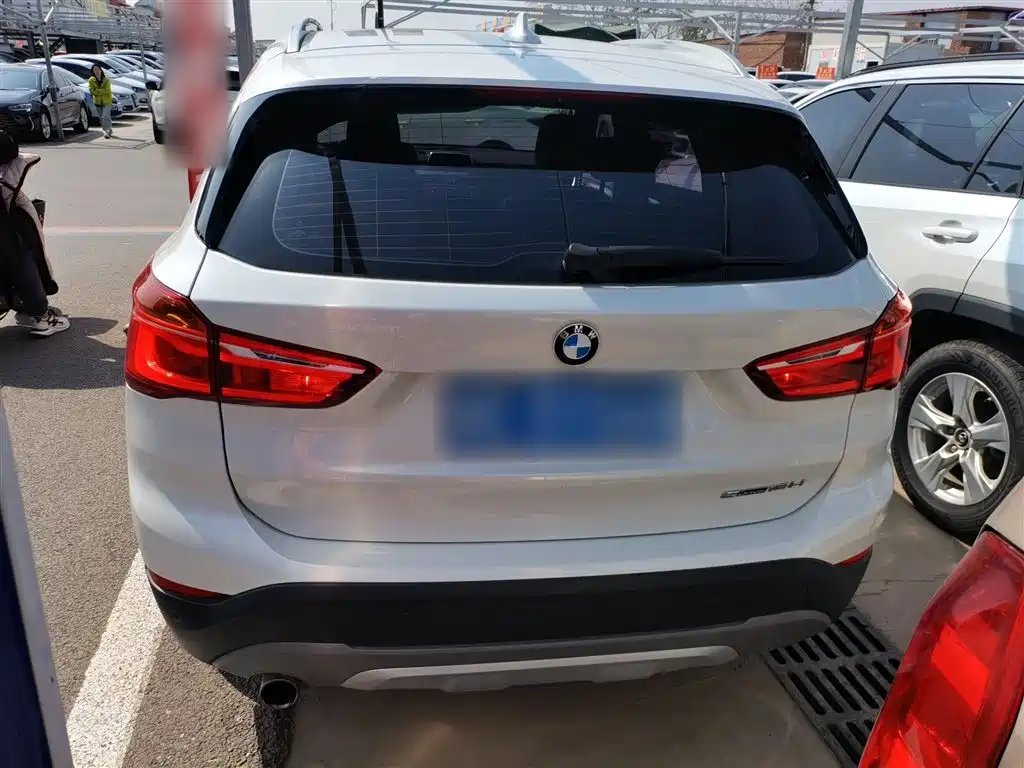 BMW X1 2018 — фото 6