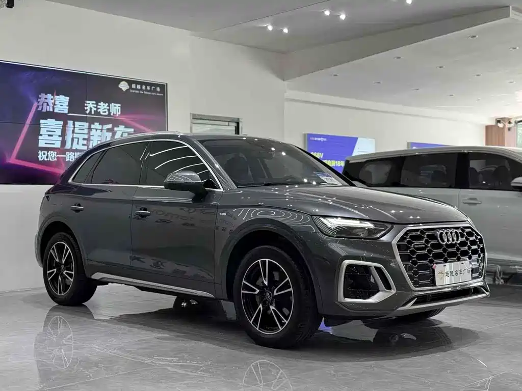 Audi Q5L 2022 — фото 3