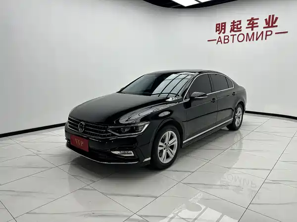 Volkswagen Magotan 2024
