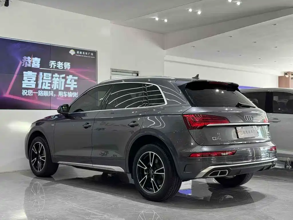 Audi Q5L 2022 — фото 4