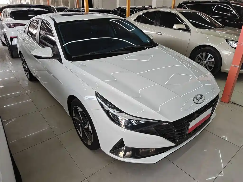Hyundai Elantra 2021 — фото 22